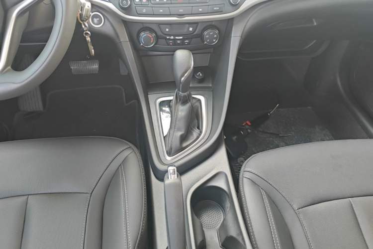 Used Buick GT 2021 Revised Version Flagship 1.5L Automatic Elite Edition Gear Lever