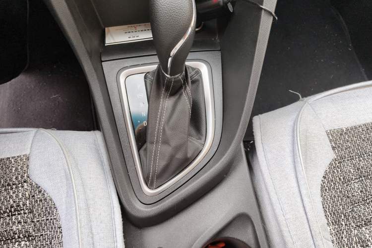 Used Buick GT 2021 Revised Version Flagship 1.5L Automatic Elite Edition Gear Lever