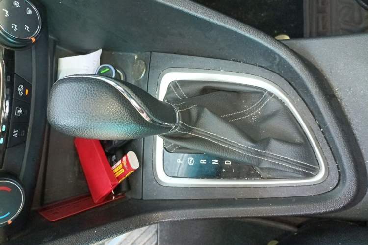 Used Buick GT 2021 Revised Version Flagship 1.5L Automatic Elite Edition Gear Lever