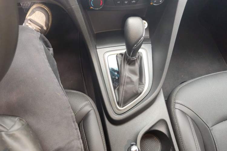 Used Buick GT 2021 Revised Version Flagship 1.5L Automatic Elite Edition Gear Lever
