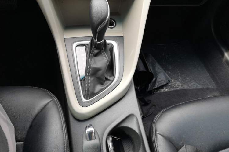 Used Buick GT 2021 Revised Version Flagship 1.5L Automatic Entry-Level Trim Gear Lever