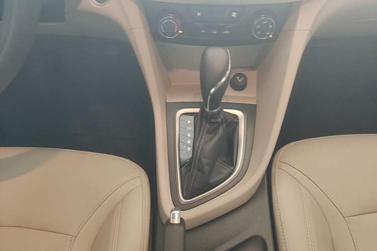 Used Buick GT 2021 Exemplar 1.5L Automatic Elite Version Gear Lever