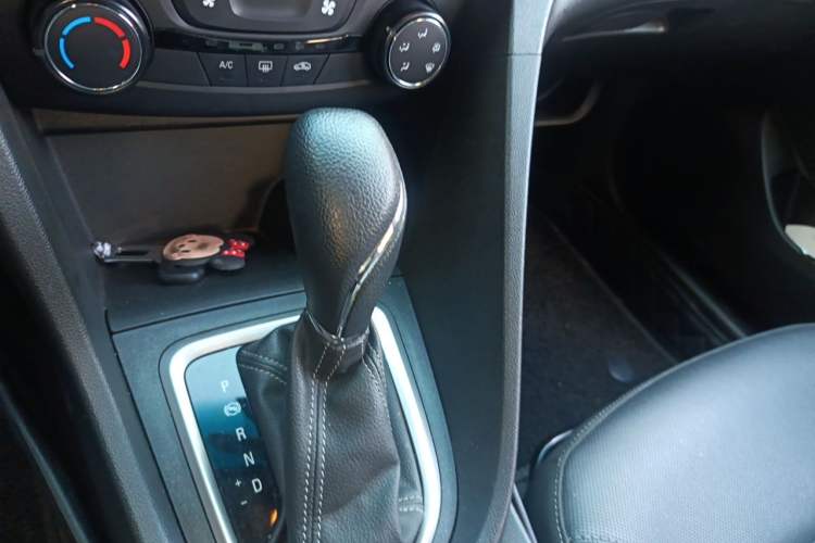 Used Buick GT 2021 Revised Version Flagship 1.5L Automatic Elite Edition Gear Lever