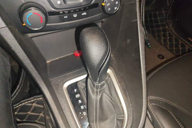 Used Buick GT 2021 Revised Version Flagship 1.5L Automatic Elite Edition Gear Lever