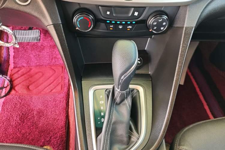 Used Buick GT 2021 Revised Version Flagship 1.5L Automatic Elite Edition Gear Lever