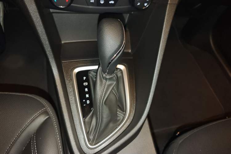 Used Buick GT 2021 Revised Version Flagship 1.5L Automatic Elite Edition Gear Lever