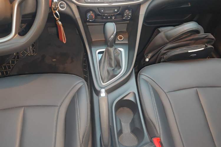 Used Buick GT 2021 Revised Version Flagship 1.5L Automatic Elite Edition Gear Lever