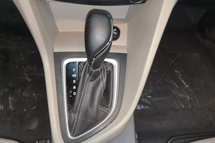 Used Buick GT 2021 Exemplar 1.5L Automatic Elite Version Gear Lever