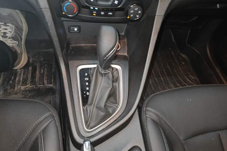 Used Buick GT 2021 Revised Version Flagship 1.5L Automatic Entry-Level Trim Gear Lever