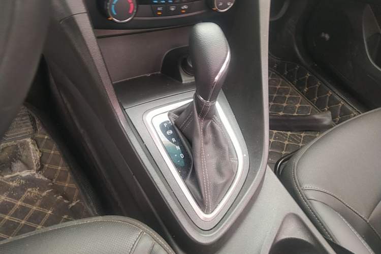 Used Buick GT 2021 Revised Version Flagship 1.5L Automatic Elite Edition Gear Lever