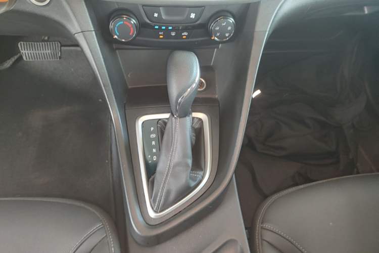 Used Buick GT 2021 1.3T Automatic Mild Hybrid Elite Version Gear Lever