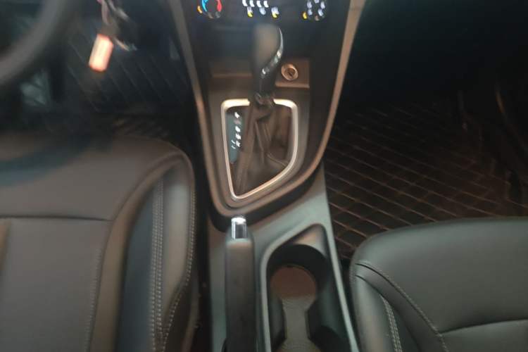 Used Buick GT 2021 Revised Version Flagship 1.5L Automatic Entry-Level Trim Gear Lever
