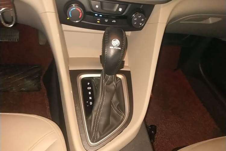 Used Buick GT 2021 Exemplar 1.5L Automatic Elite Version Gear Lever