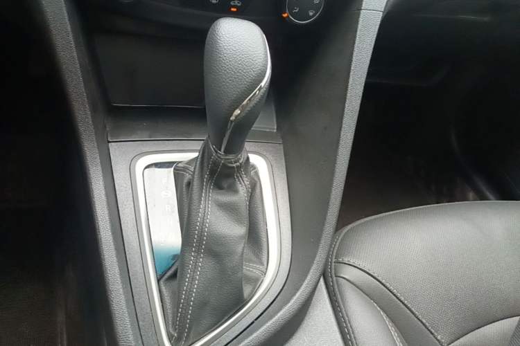 Used Buick GT 2021 Revised Version Flagship 1.5L Automatic Elite Edition Gear Lever