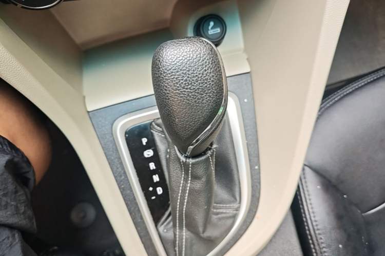 Used Buick GT 2021 Exemplar 1.5L Automatic Entry-Level Trim Gear Lever