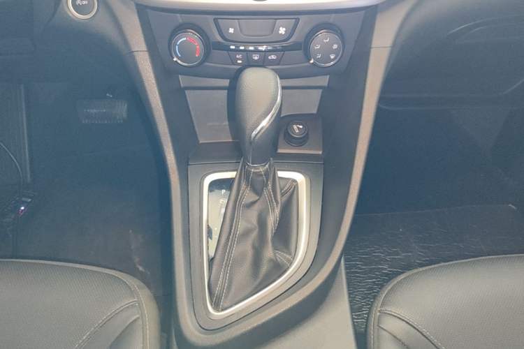 Used Buick GT 2021 Revised Version Flagship 1.5L Automatic Elite Edition Gear Lever