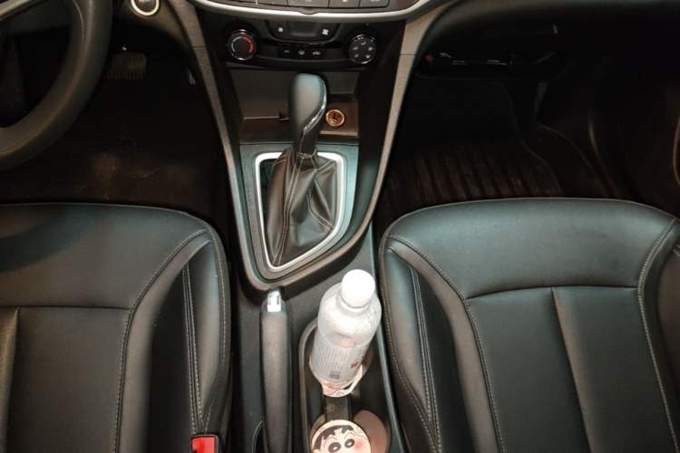 Used Buick GT 2021 Revised Version Flagship 1.5L Automatic Entry-Level Trim Gear Lever