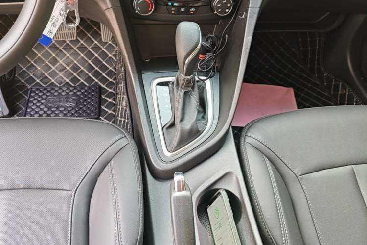 Used Buick GT 2021 Revised Version Flagship 1.5L Automatic Elite Edition Gear Lever