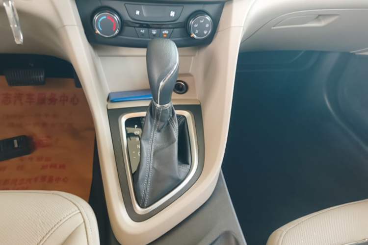 Used Buick GT 2021 Exemplar 1.5L Automatic Elite Version Gear Lever