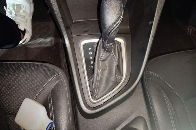 Used Buick GT 2021 1.3T Automatic Mild Hybrid Elite Version Gear Lever