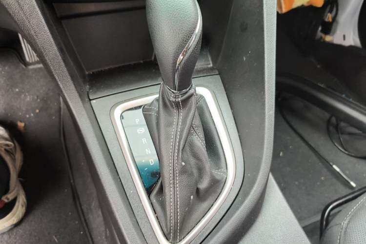 Used Buick GT 2021 Revised Version Flagship 1.5L Automatic Elite Edition Gear Lever