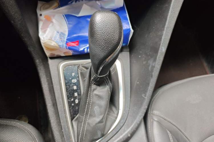 Used Buick GT 2021 Revised Version Flagship 1.5L Automatic Elite Edition Gear Lever