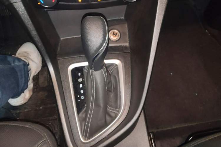 Used Buick GT 2021 Revised Version Flagship 1.5L Automatic Elite Edition Gear Lever