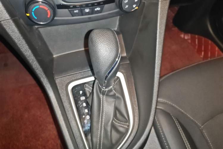 Used Buick GT 2021 Revised Version Flagship 1.5L Automatic Elite Edition Gear Lever