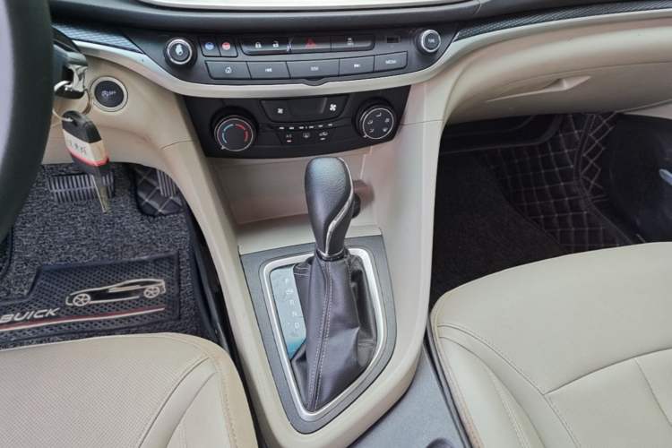 Used Buick GT 2021 Exemplar 1.5L Automatic Elite Version Gear Lever