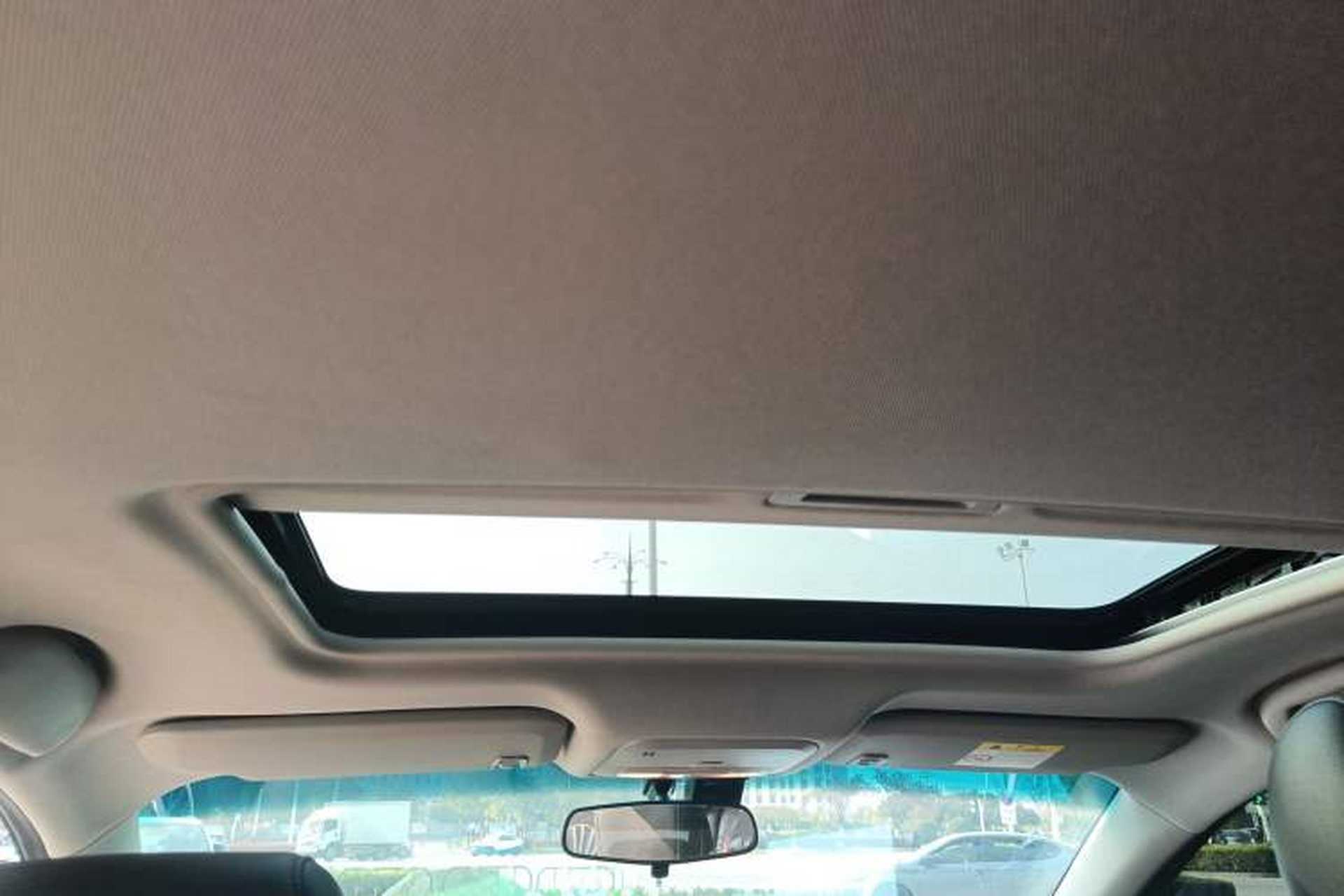 Used Buick GT 2021 1.3T Automatic Mild Hybrid Elite Version Headliner