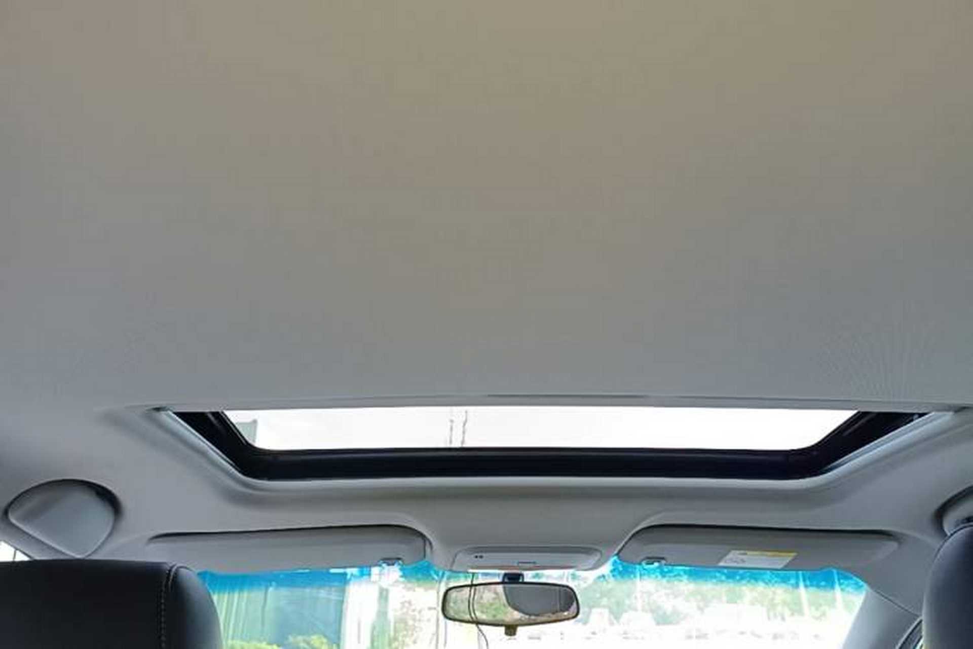 Used Buick GT 2021 1.3T Automatic Mild Hybrid Elite Version Headliner