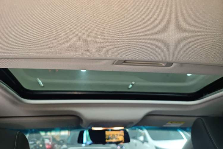 Used Buick GT 2021 1.3T Automatic Mild Hybrid Elite Version Headliner