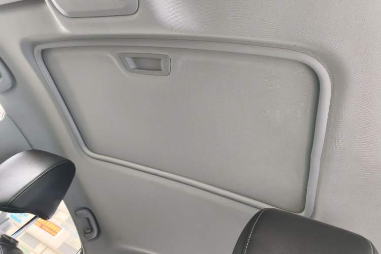 Used Buick GT 2021 1.3T Automatic Mild Hybrid Elite Version Headliner