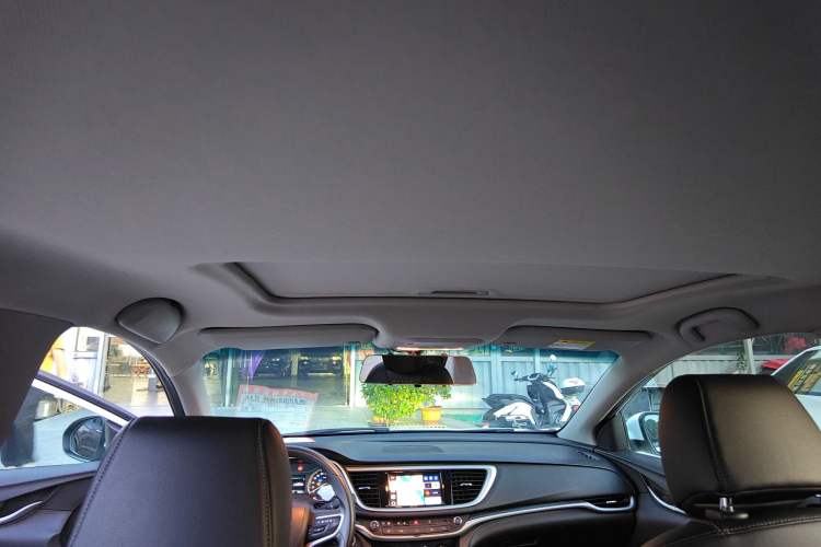 Used Buick GT 2021 Revised Version 1.3T Automatic Mild Hybrid Elite Edition Headliner