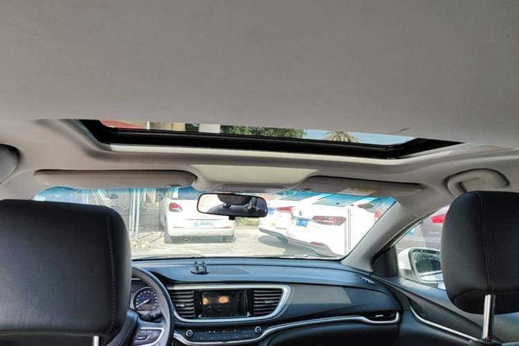 Used Buick GT 2021 Revised Version 1.3T Automatic Mild Hybrid Advanced Edition Headliner