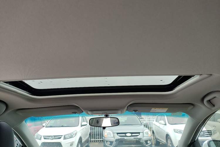 Used Buick GT 2021 1.3T Automatic Mild Hybrid Elite Version Headliner