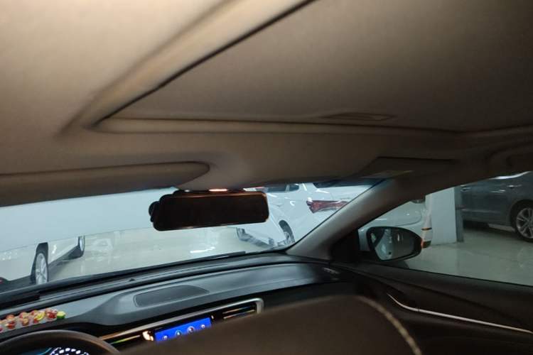 Used Buick GT 2021 1.3T Automatic Mild Hybrid Elite Version Headliner