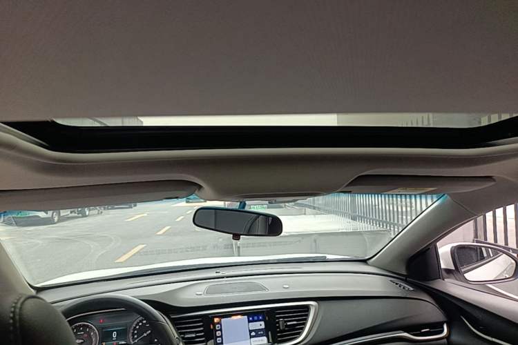 Used Buick GT 2021 1.3T Automatic Mild Hybrid Elite Version Headliner