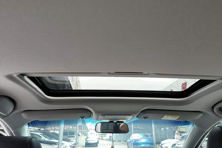 Used Buick GT 2021 Revised Version 1.3T Automatic Mild Hybrid Elite Edition Headliner