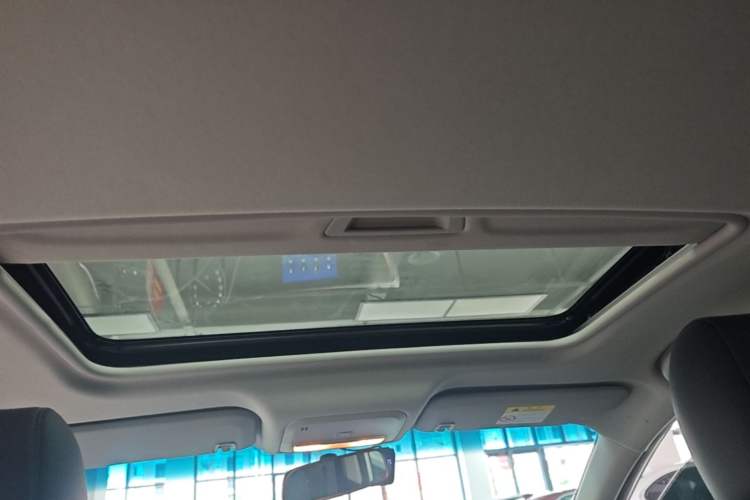 Used Buick GT 2021 Revised Version 1.3T Automatic Mild Hybrid Advanced Edition Headliner