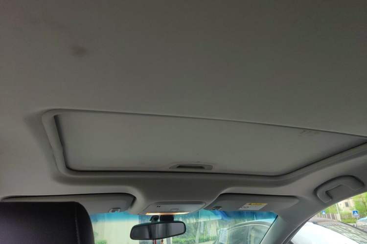 Used Buick GT 2021 1.3T Automatic Mild Hybrid Elite Version Headliner