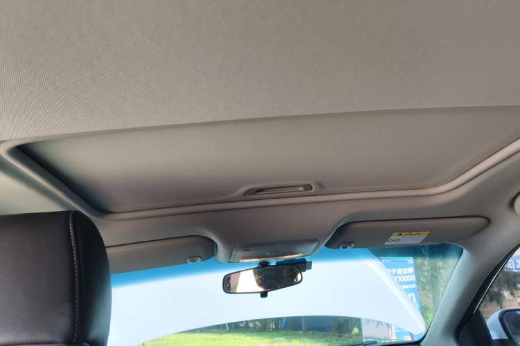Used Buick GT 2021 1.3T Automatic Mild Hybrid Elite Version Headliner