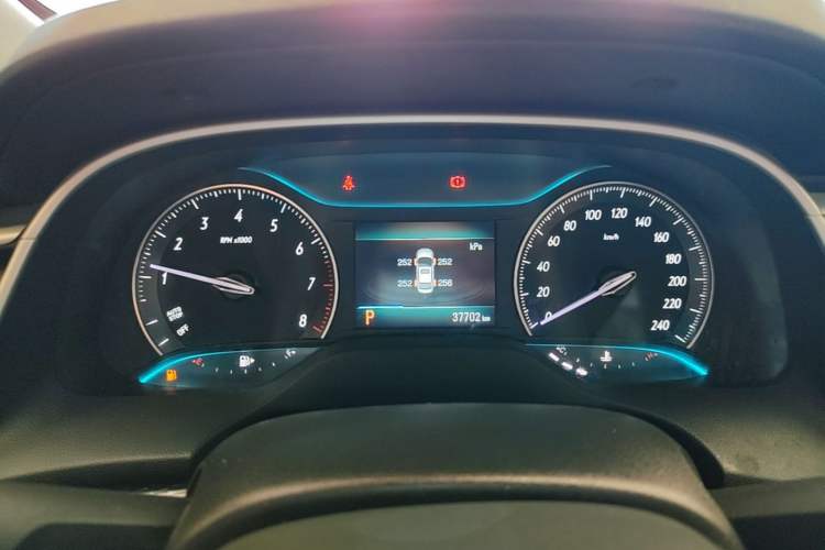 Used Buick GT 2021 Exemplar 1.5L Automatic Elite Version Instrument Cluster