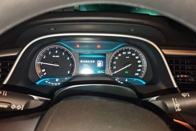 Used Buick GT 2021 Revised Version 1.3T Automatic Mild Hybrid Elite Edition Instrument Cluster
