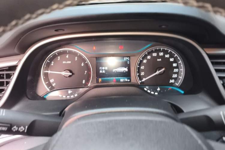Used Buick GT 2021 Revised Version 1.3T Automatic Mild Hybrid Elite Edition Instrument Cluster