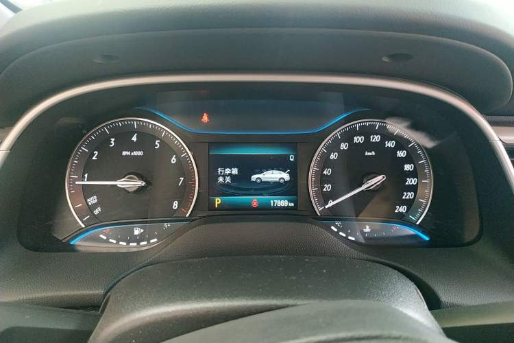 Used Buick GT 2021 Revised Version 1.3T Automatic Mild Hybrid Elite Edition Instrument Cluster
