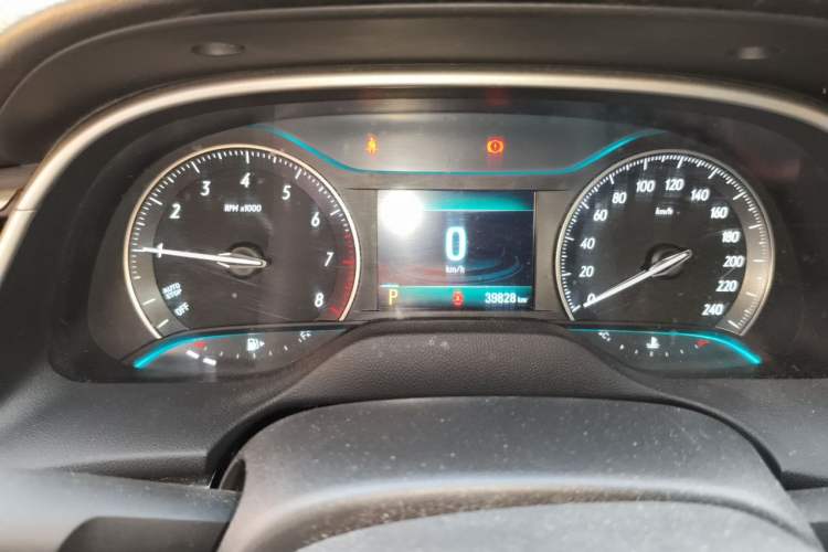 Used Buick GT 2021 Revised Version Flagship 1.5L Automatic Entry-Level Trim Instrument Cluster