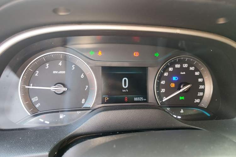 Used Buick GT 2021 Revised Version 1.3T Automatic Mild Hybrid Elite Edition Instrument Cluster