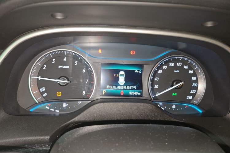 Used Buick GT 2021 Revised Version 1.3T Automatic Mild Hybrid Elite Edition Instrument Cluster