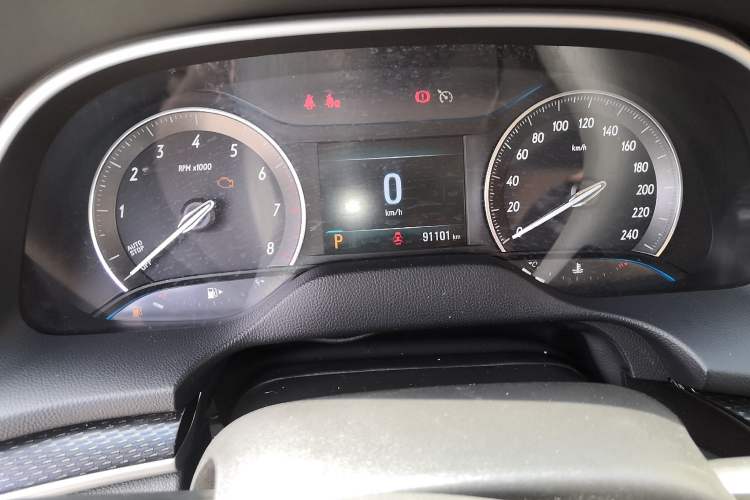 Used Buick GT 2021 Revised Version 1.3T Automatic Mild Hybrid Elite Edition Instrument Cluster
